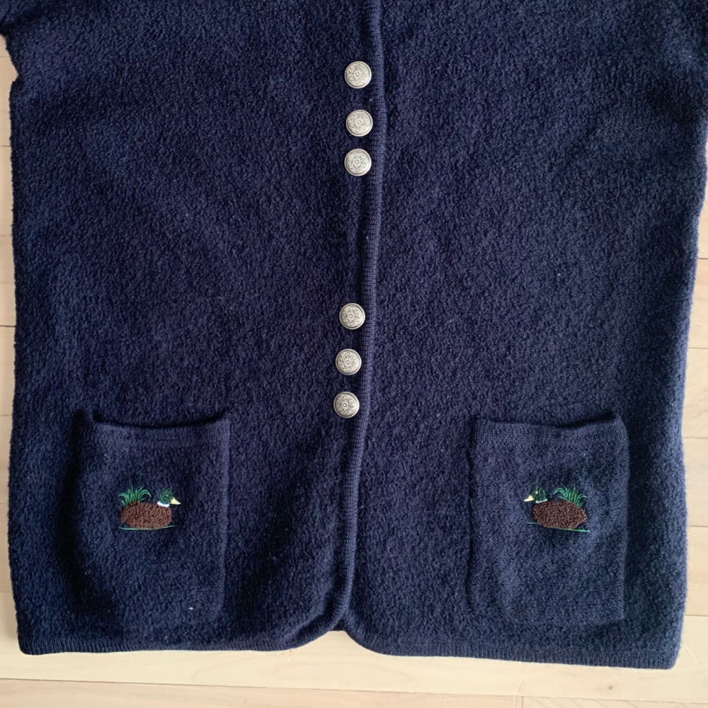 VINTAGE - Navy blue Wool Cardigan with Duck figures embroidered - Picture 2 of 7
